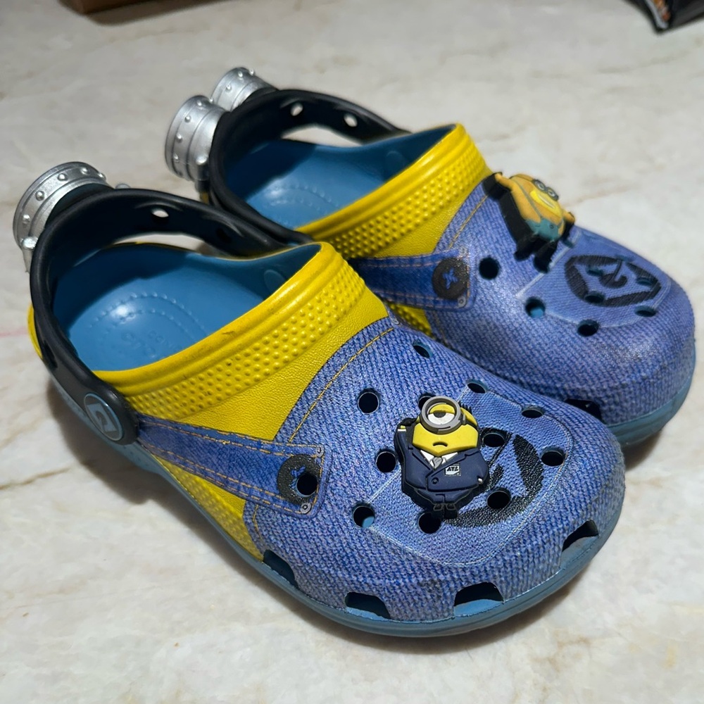 Kids crocs,Despicable Me Minions. Size 12. Very little  wear